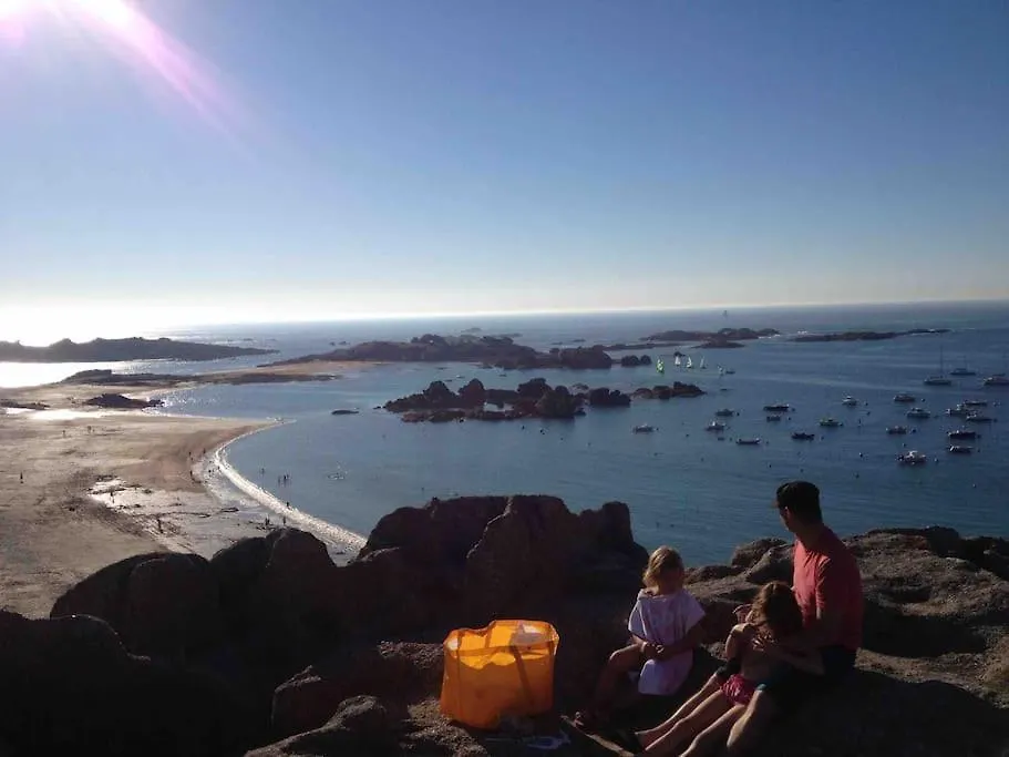 Apartment Vacances A 50M De La Plage Et De La Mer Tregastel France